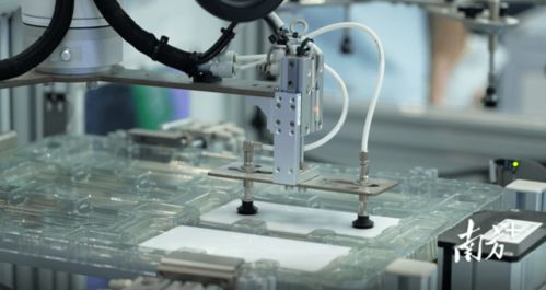 深圳高端制造增速明顯，工業(yè)機(jī)器人產(chǎn)量同比增長(zhǎng)近八成